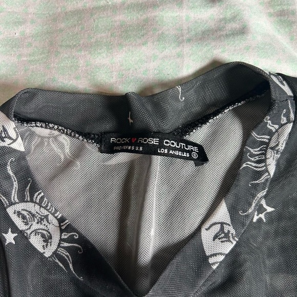 Sun and moon mesh top - Picture 3 of 4